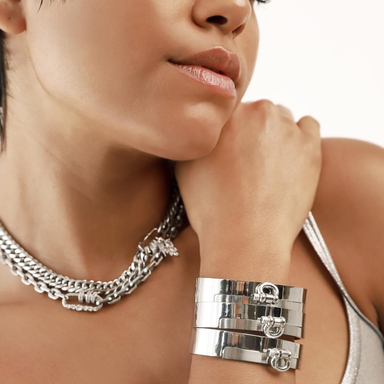 Herradura Bangle Bracelet