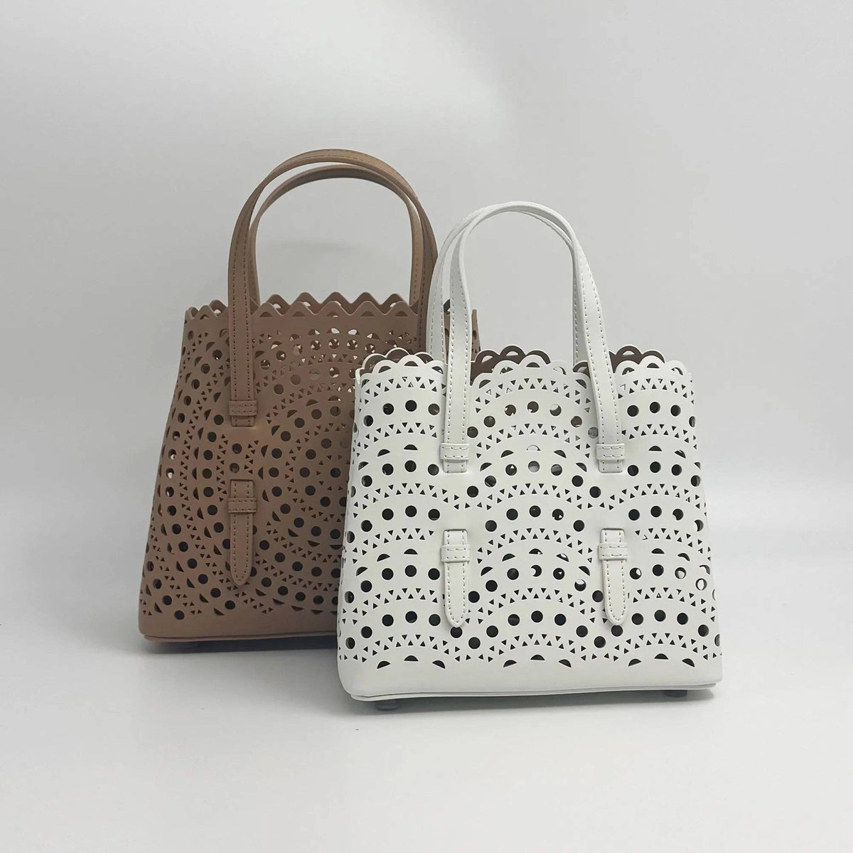 The Chloe 16" Handbag