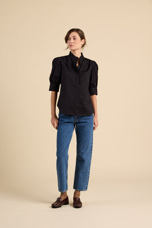 FA25-W1440-26 - Noah Blouse