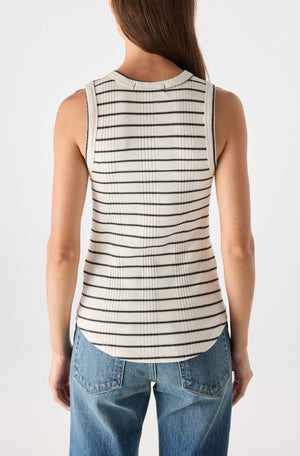 KT393-1223 - VERA TANK