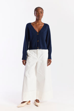 NATALIE DEEP V CARDI