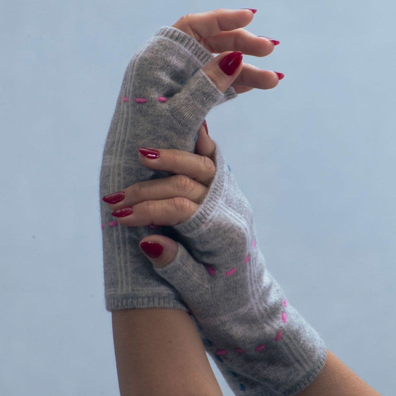 Cashmere Gray/Pink Fingerless Gloves