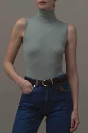 turtleneck top 0/1
