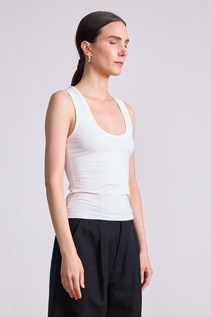 URI LOW-CUT TANK