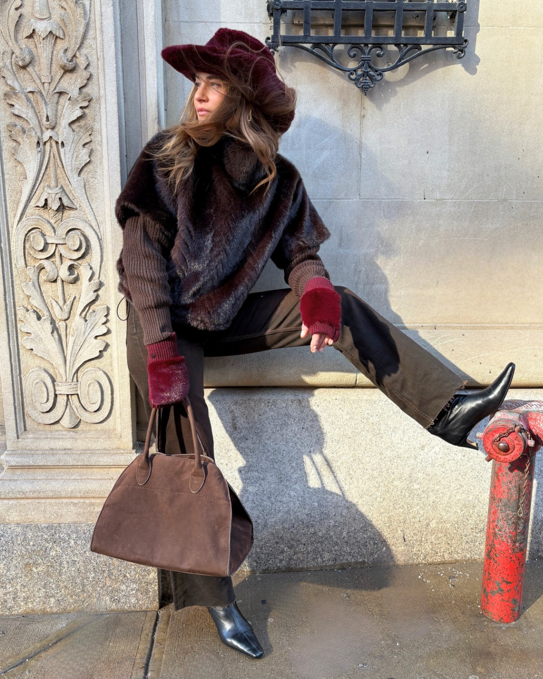 Kush Mittens - Burgundy