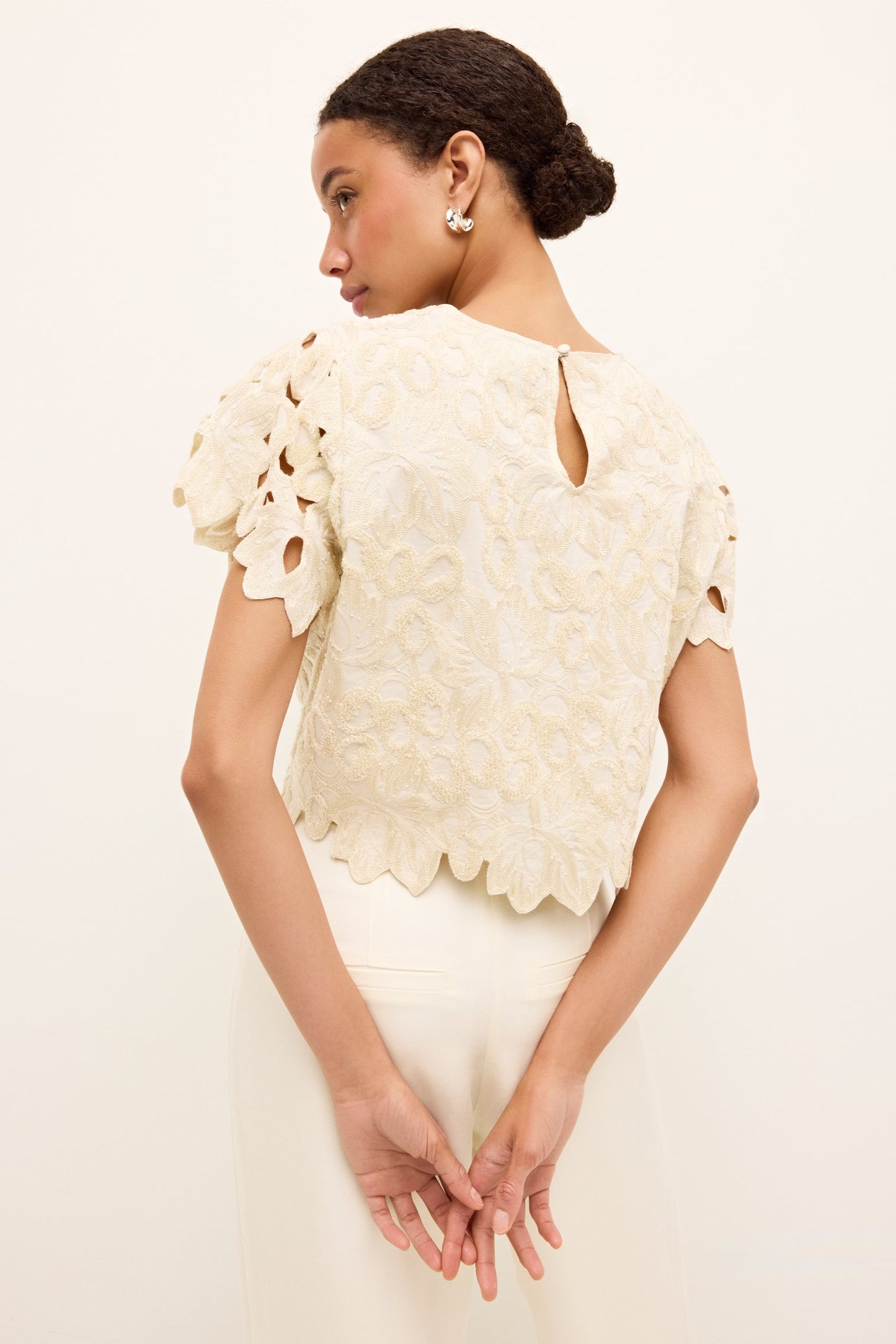 Pelumi Top