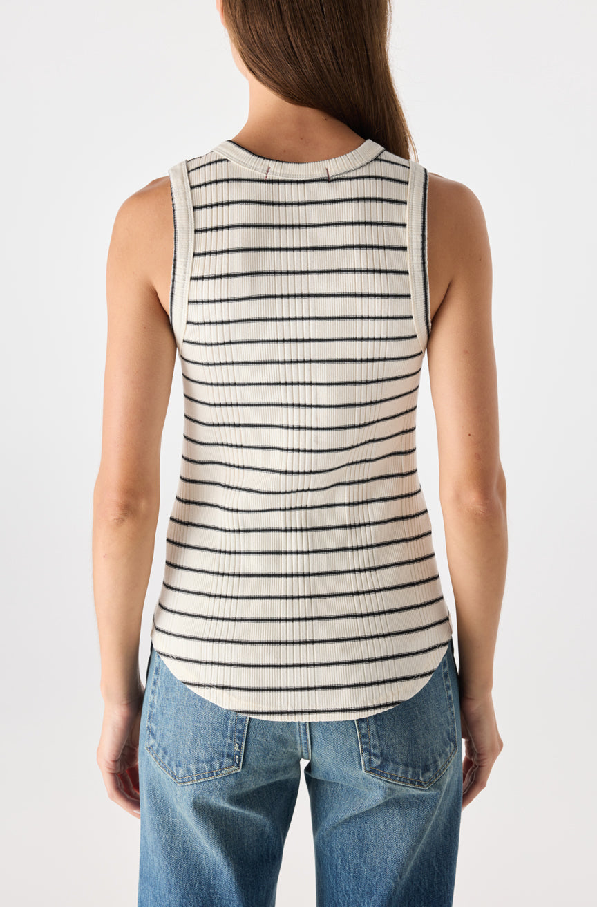 KT393-1223 - VERA TANK