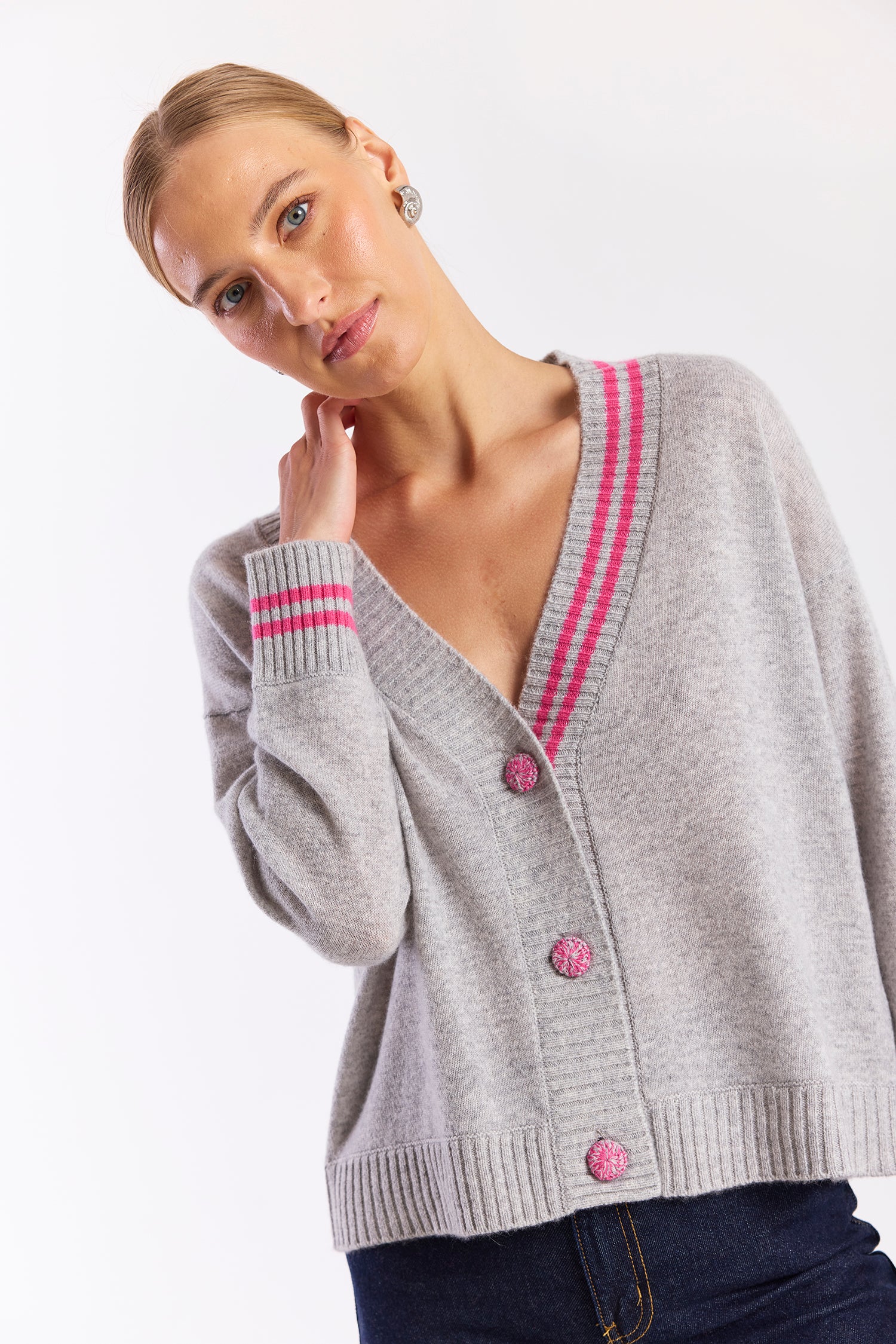 COURTNEY COMFY CARDI