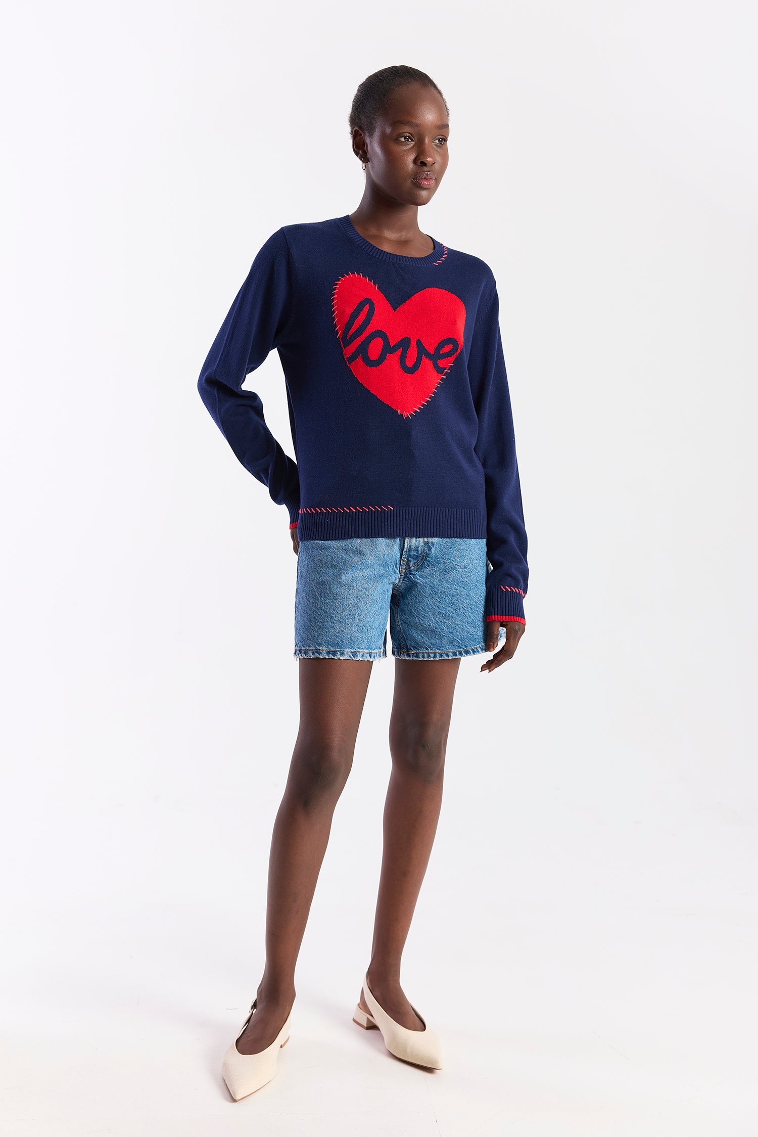 LOVE HEART STITCH CREW