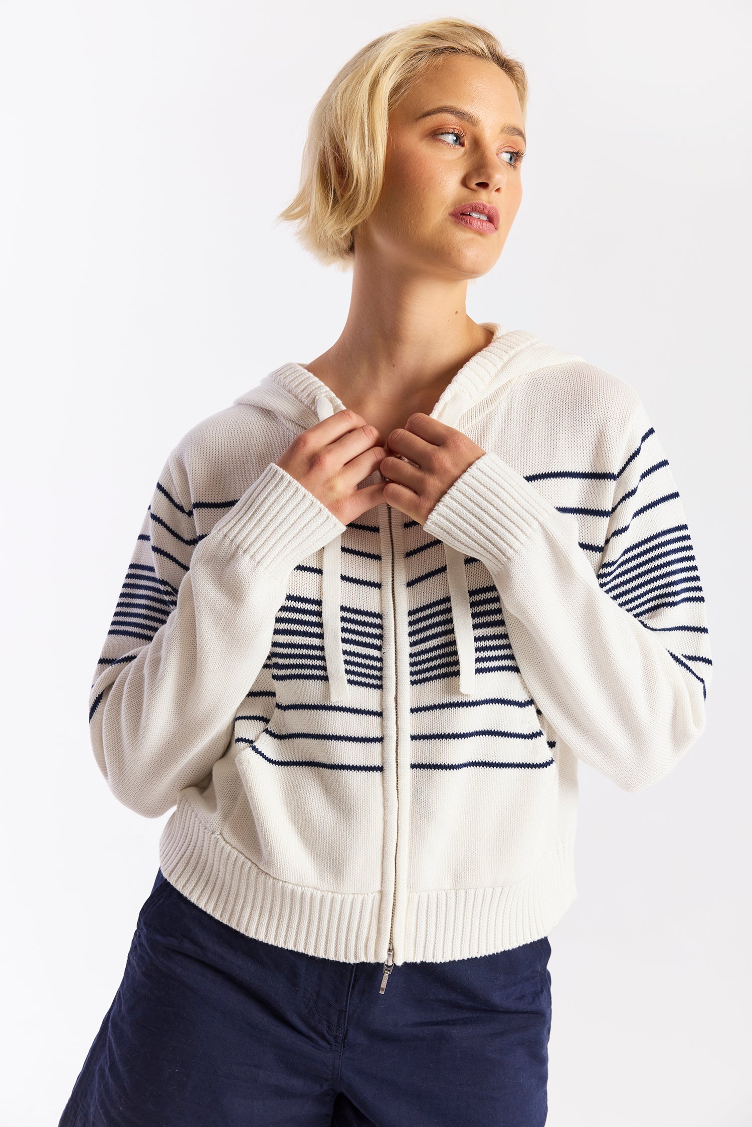 BEACH STRIPE CROPPED HOODIE