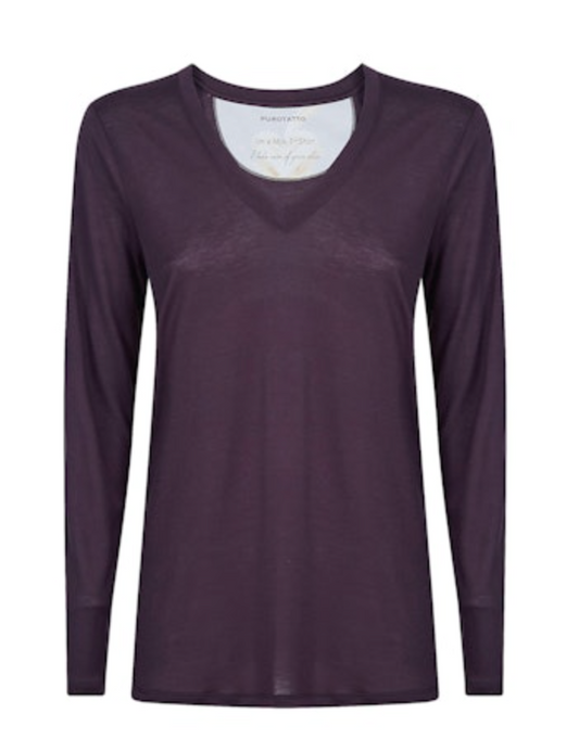 V-neck T-shirt