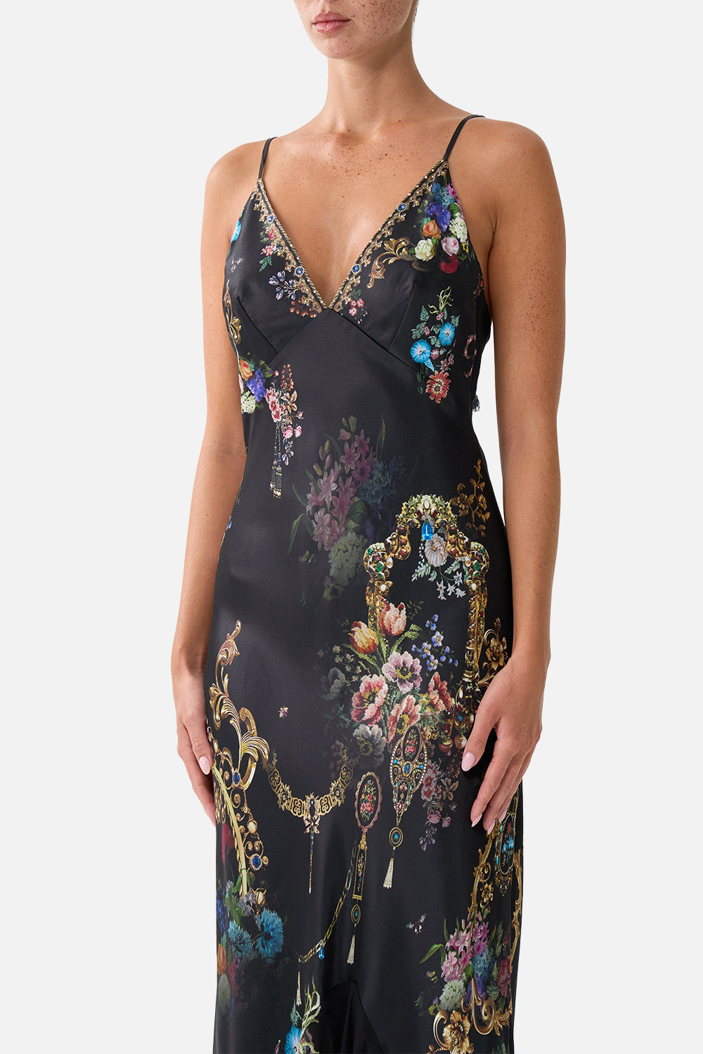 V NECK SLIP DRESS WITH FLOUNCE HEM